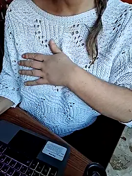 Snapshot of Horny_mummy chatting on February 27, 2026, 7:30 am Horny mummy online show from February 27, 2026, 7:30 am