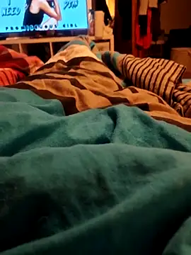 Snapshot of Horny_mummy chatting on December 23, 2025, 7:07 am Horny mummy online show from December 23, 2025, 7:07 am