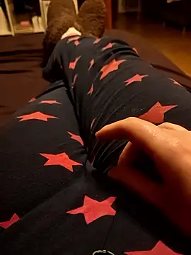 Snapshot of Horny_mummy chatting on January 6, 2026, 8:02 pm Horny mummy online show from January 6, 2026, 8:02 pm