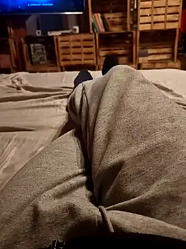 Snapshot of Horny_mummy chatting on March 3, 2026, 6:04 pm Horny mummy online show from March 3, 2026, 6:04 pm