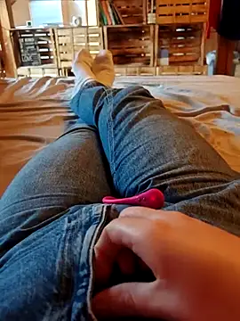 Snapshot of Horny_mummy chatting on February 23, 2026, 10:49 am Horny mummy online show from February 23, 2026, 10:49 am