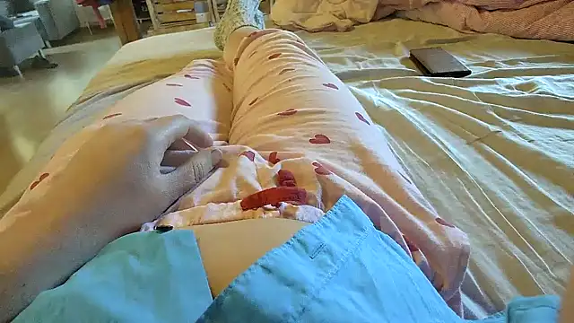 Snapshot of Horny_mummy chatting on March 8, 2026, 7:44 am Horny mummy online show from March 8, 2026, 7:44 am