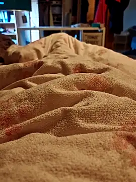 Snapshot of Horny_mummy chatting on February 17, 2026, 7:49 am Horny mummy online show from February 17, 2026, 7:49 am