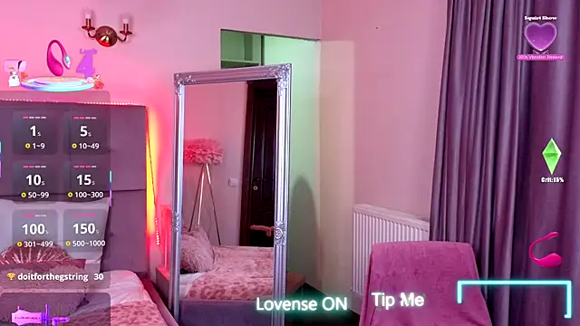 Snapshot of Nicole_Bond chatting on November 10, 2025, 4:28 am Nicole Bond online show from November 10, 2025, 4:28 am