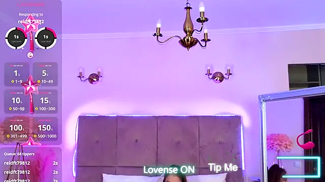 Snapshot of Nicole_Bond chatting on September 22, 2025, 6:08 am Nicole Bond online show from September 22, 2025, 6:08 am