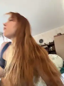 Snapshot of LunaMillie chatting on March 17, 2026, 11:24 am LunaMillie online show from March 17, 2026, 11:24 am