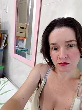 Snapshot of _anita_rojas chatting on May 9, 2026, 2:31 pm anita rojas online show from May 9, 2026, 2:31 pm
