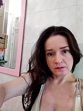 Snapshot of _anita_rojas chatting on December 18, 2025, 2:43 pm anita rojas online show from December 18, 2025, 2:43 pm