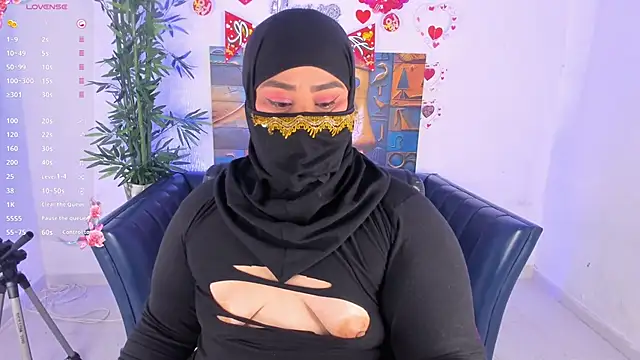 samanee konn online show from April 16, 2026, 7:14 pm