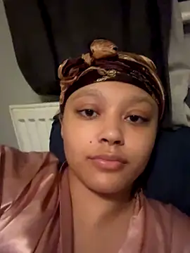 Snapshot of Marleymols chatting on November 27, 2025, 10:21 pm Marleymols online show from November 27, 2025, 10:21 pm