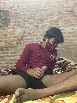 Snapshot of uniquesexyboy5689 chatting on January 13, 2026, 9:24 am uniquesexyboy5689 online show from January 13, 2026, 9:24 am