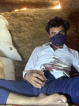 Snapshot of uniquesexyboy5689 chatting on February 23, 2026, 11:00 am uniquesexyboy5689 online show from February 23, 2026, 11:00 am