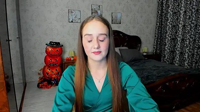 Snapshot of SabrinaCandi chatting on November 4, 2025, 3:43 am SabrinaCandi online show from November 4, 2025, 3:43 am