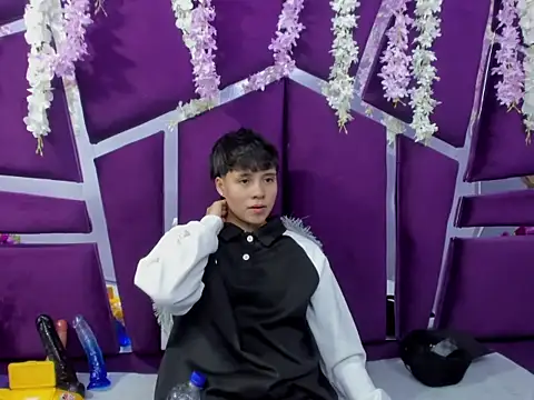 Snapshot of Bruno_Cruzz chatting on February 3, 2026, 7:24 am Bruno Cruzz online show from February 3, 2026, 7:24 am