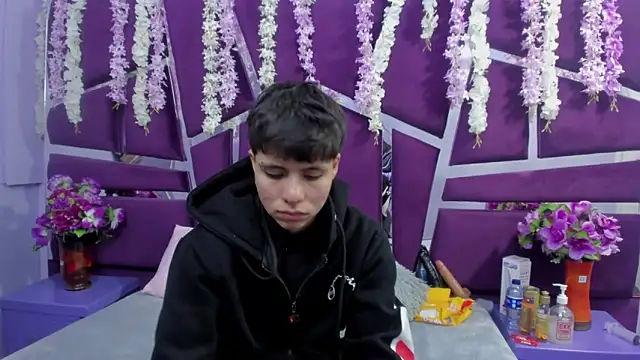 Snapshot of Bruno_Cruzz chatting on February 14, 2026, 2:23 am Bruno Cruzz online show from February 14, 2026, 2:23 am