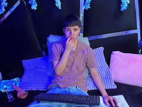 Bruno Cruzz online show from October 15, 2025, 1:59 am