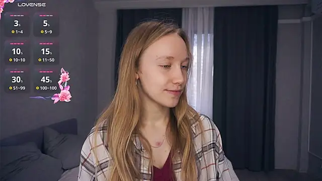 Snapshot of EarnestineGyllenband chatting on November 3, 2025, 6:51 am EarnestineGyllenband online show from November 3, 2025, 6:51 am