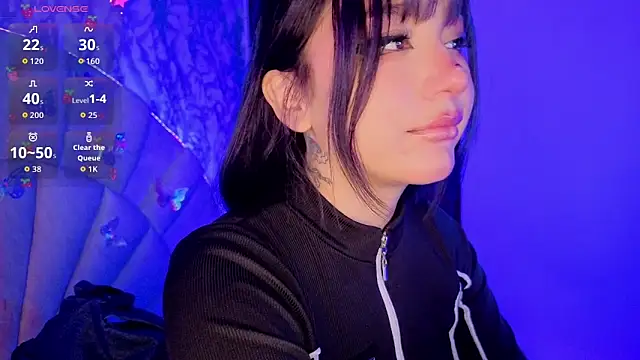 Snapshot of sophiievv chatting on May 22, 2026, 6:17 pm sophiievv online show from May 22, 2026, 6:17 pm