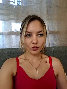 Snapshot of VeroLoverx chatting on September 9, 2025, 2:59 pm VeroLoverx online show from September 9, 2025, 2:59 pm