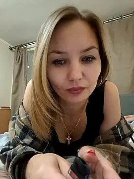 Snapshot of VeroLoverx chatting on September 27, 2025, 9:21 pm VeroLoverx online show from September 27, 2025, 9:21 pm