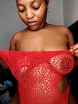 Snapshot of ThickBoityAlison_ chatting on July 14, 2026, 2:05 am ThickBoityAlison online show from July 14, 2026, 2:05 am