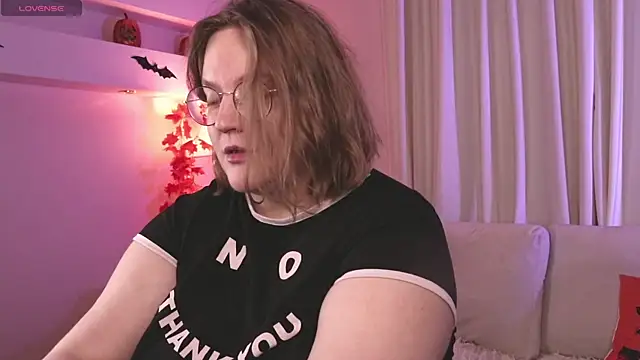 Snapshot of Alissa_S chatting on October 30, 2025, 4:48 pm Alissa S online show from October 30, 2025, 4:48 pm