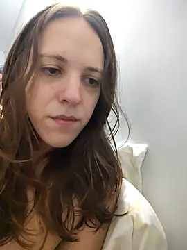 Snapshot of lauflor chatting on April 8, 2026, 12:06 pm lauflor online show from April 8, 2026, 12:06 pm