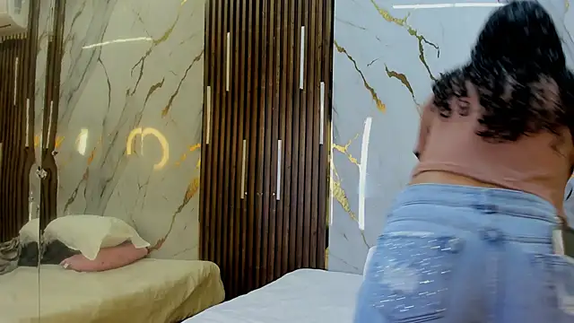 VictoriaDuart online show from November 23, 2025, 7:57 pm