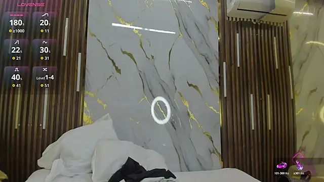 Snapshot of VictoriaDuart chatting on April 6, 2026, 8:21 pm VictoriaDuart online show from April 6, 2026, 8:21 pm