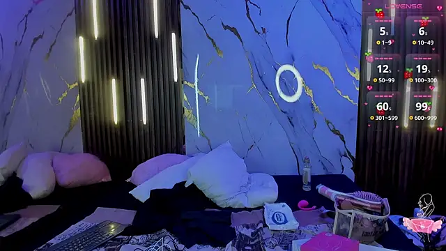 VictoriaDuart online show from October 30, 2025, 8:28 pm