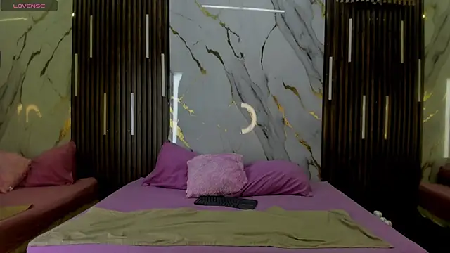 VictoriaDuart online show from September 10, 2025, 7:57 pm