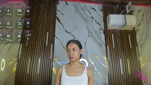 Snapshot of VictoriaDuart chatting on March 11, 2026, 2:00 pm VictoriaDuart online show from March 11, 2026, 2:00 pm