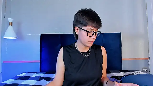 Snapshot of Tsuki_Maru chatting on November 20, 2025, 8:31 pm Tsuki Maru online show from November 20, 2025, 8:31 pm