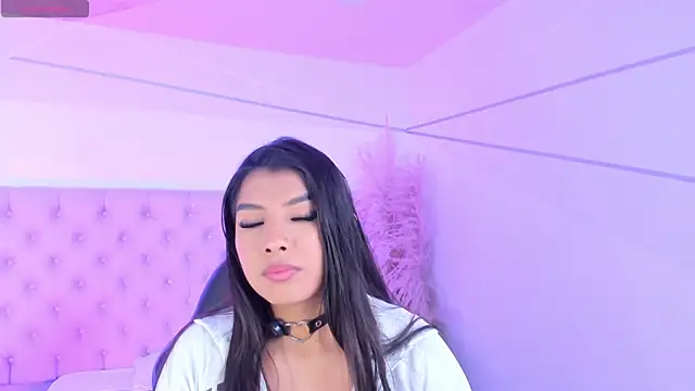 BritanyBrown  online show from May 24, 2026, 12:38 pm