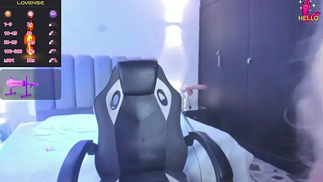 Snapshot of BritanyBrown_ chatting on February 8, 2026, 12:25 pm BritanyBrown online show from February 8, 2026, 12:25 pm