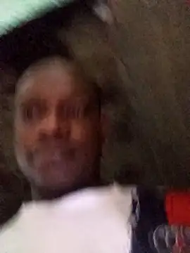 Snapshot of MackMacKenzie chatting on March 2, 2026, 12:44 am MackMacKenzie online show from March 2, 2026, 12:44 am