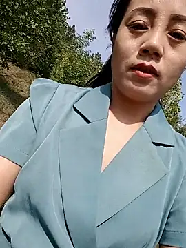 Snapshot of bingxin- chatting on September 13, 2025, 3:39 am bingxin- online show from September 13, 2025, 3:39 am