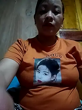 Snapshot of ningchun20 chatting on October 14, 2025, 12:28 pm ningchun20 online show from October 14, 2025, 12:28 pm