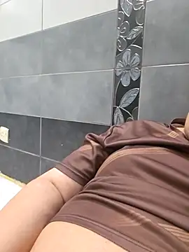 jedoo1213 online show from April 10, 2026, 7:21 pm