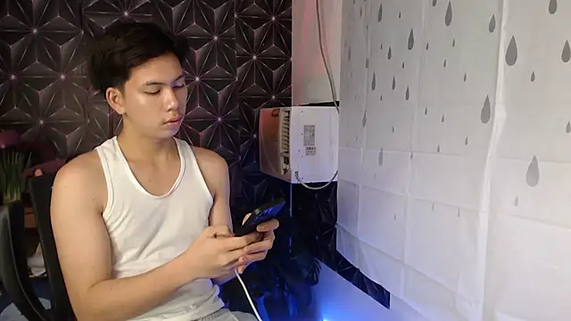 ursweet jade online show from September 29, 2025, 11:16 am