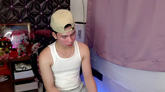 ursweet jade online show from December 5, 2025, 11:09 am