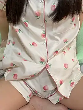 Snapshot of xx_Ojou_xx chatting on October 23, 2025, 4:33 am xx Ojou xx online show from October 23, 2025, 4:33 am