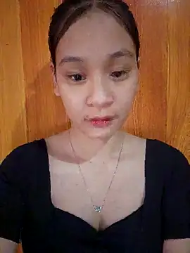 Snapshot of ChiecumBae chatting on October 26, 2025, 12:44 am ChiecumBae online show from October 26, 2025, 12:44 am