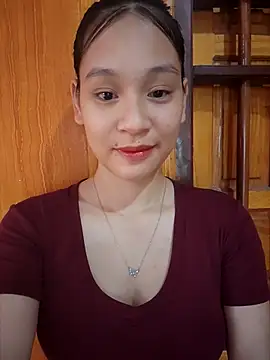 Snapshot of ChiecumBae chatting on October 5, 2025, 1:29 am ChiecumBae online show from October 5, 2025, 1:29 am