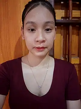 Snapshot of ChiecumBae chatting on October 2, 2025, 1:31 am ChiecumBae online show from October 2, 2025, 1:31 am