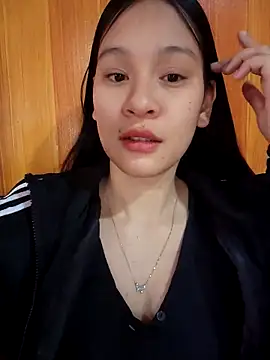 Snapshot of ChiecumBae chatting on November 21, 2025, 1:37 am ChiecumBae online show from November 21, 2025, 1:37 am