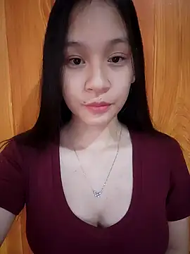 Snapshot of ChiecumBae chatting on November 11, 2025, 2:28 am ChiecumBae online show from November 11, 2025, 2:28 am