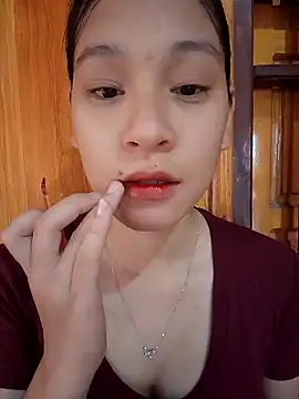 Snapshot of ChiecumBae chatting on October 12, 2025, 12:56 am ChiecumBae online show from October 12, 2025, 12:56 am