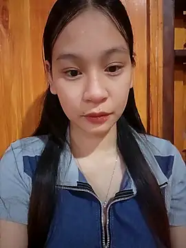 Snapshot of ChiecumBae chatting on November 5, 2025, 12:03 am ChiecumBae online show from November 5, 2025, 12:03 am