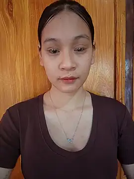 Snapshot of ChiecumBae chatting on October 28, 2025, 2:01 am ChiecumBae online show from October 28, 2025, 2:01 am